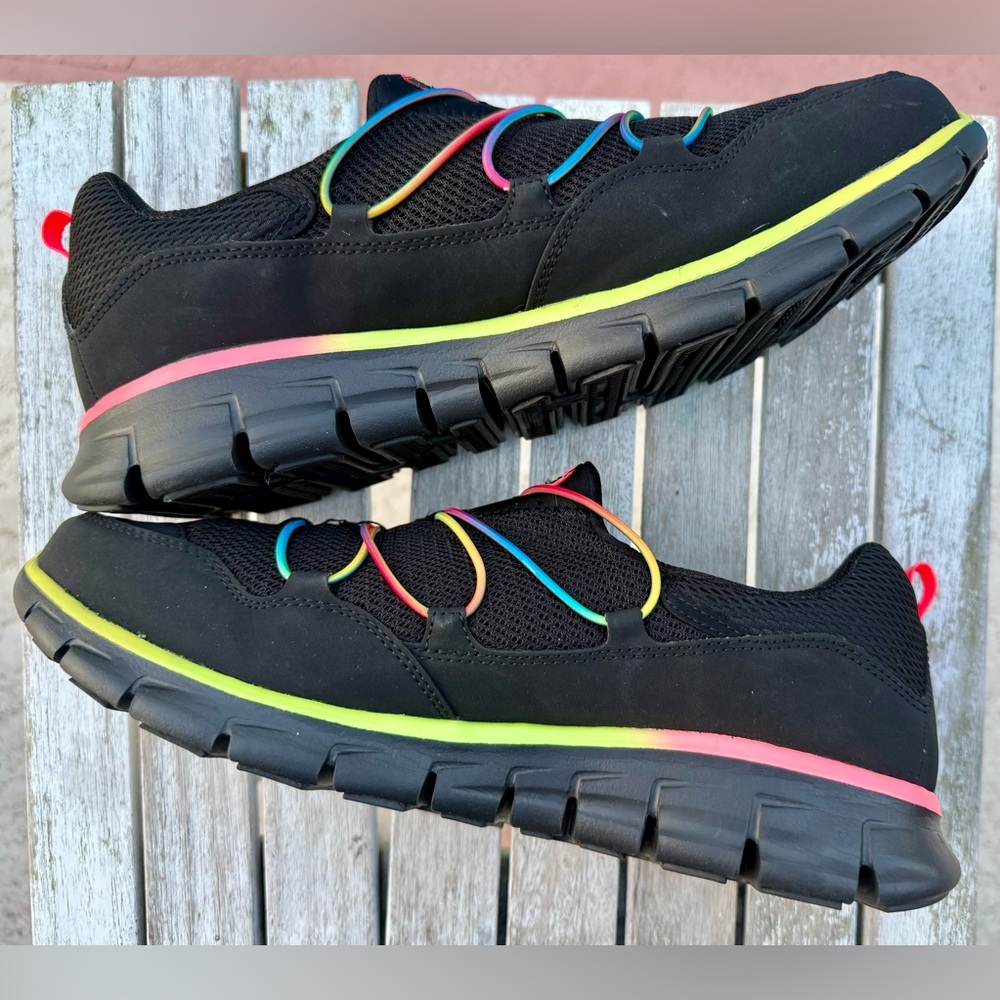 Skechers Synergy Loving Life Sneaker Women's 11~NEW - Picture 4 of 7